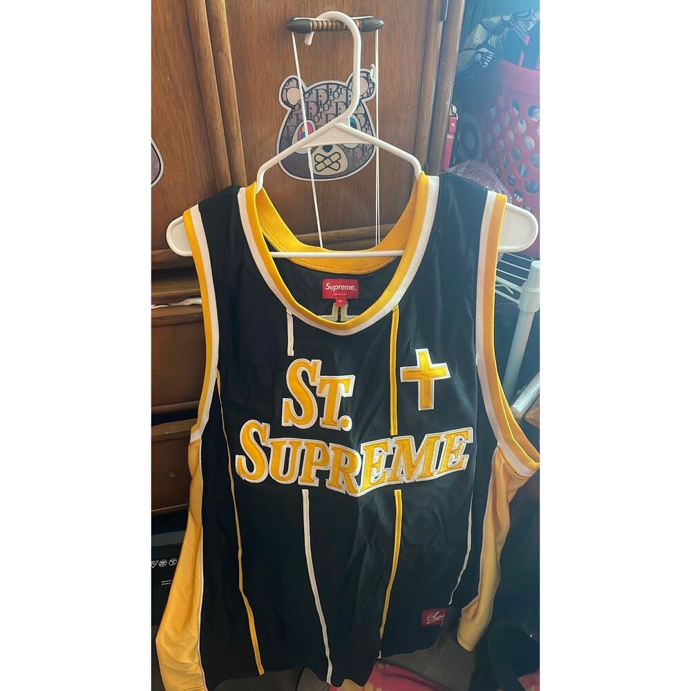 Supreme tank